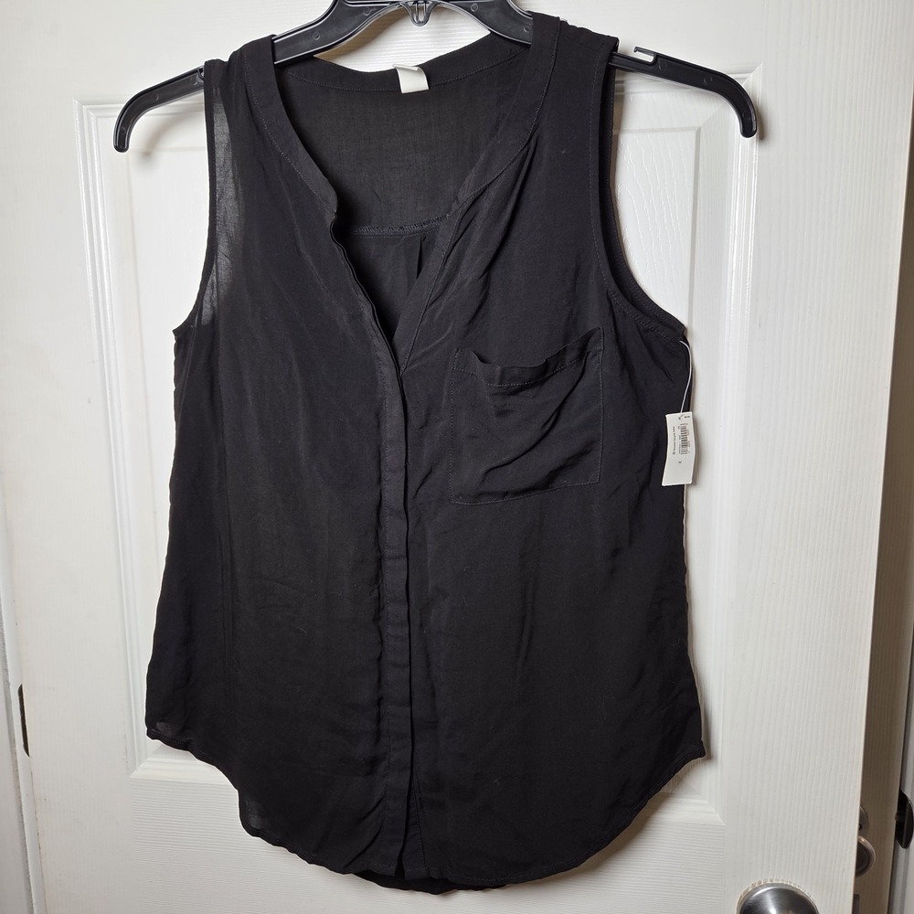 Old Navy sz M black 100% rayon lightweight slvless top casual basic everyday